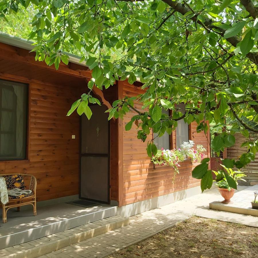 Melinda Nyaralohaz Apartment บาลาทอนเคเนเช ภายนอก รูปภาพ