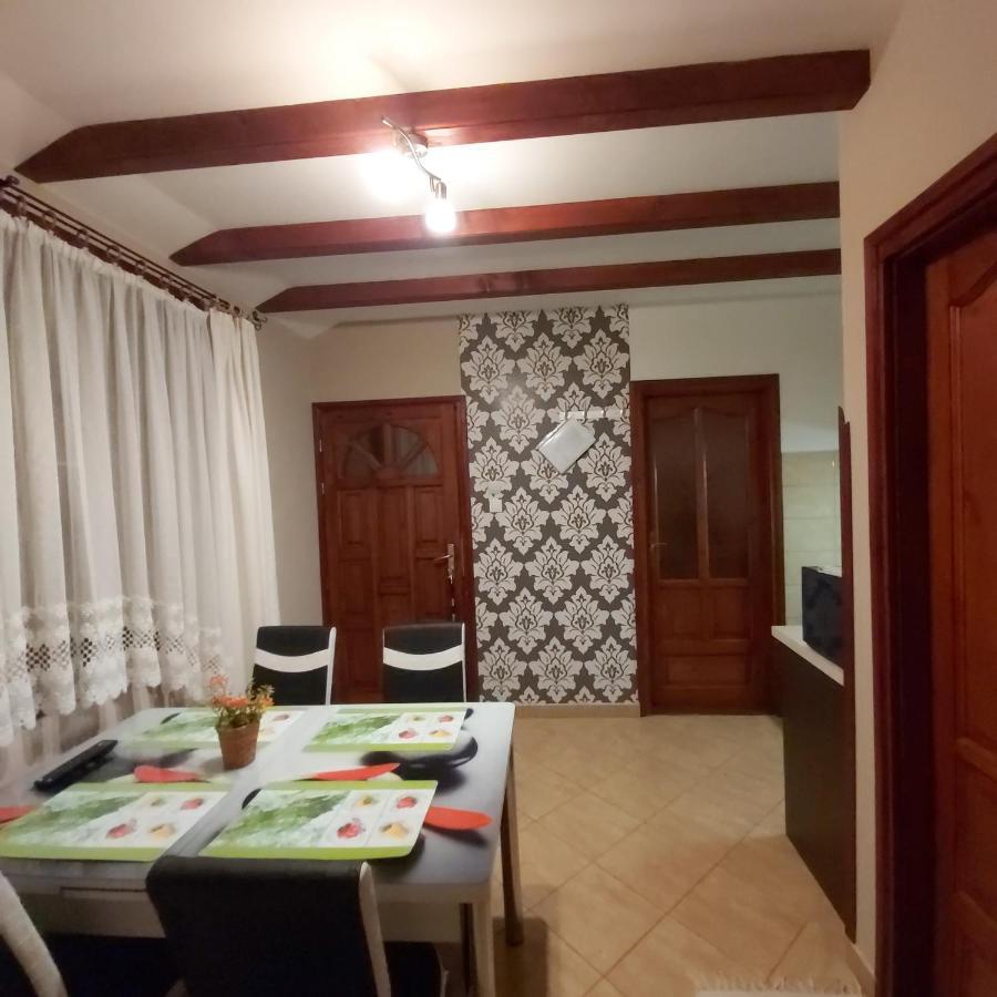 Melinda Nyaralohaz Apartment บาลาทอนเคเนเช ภายนอก รูปภาพ